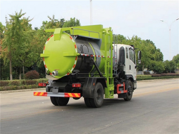 國(guó)六東風(fēng)專(zhuān)底 9.5方 餐廚垃圾車(chē)(圓罐)