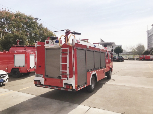 國(guó)六慶鈴3噸消防車(chē)