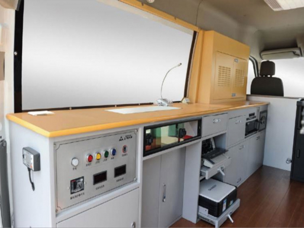 福特新全順V362服務(wù)車(chē)