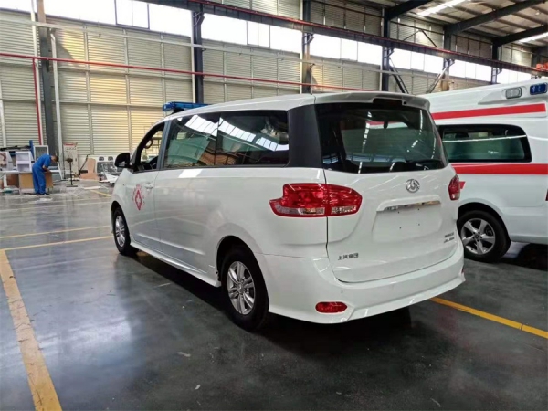 國(guó)六上汽大通G10轉(zhuǎn)運(yùn)型救護(hù)車